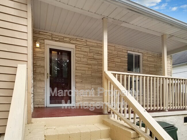 Foto del edificio - 522 Perry Ave