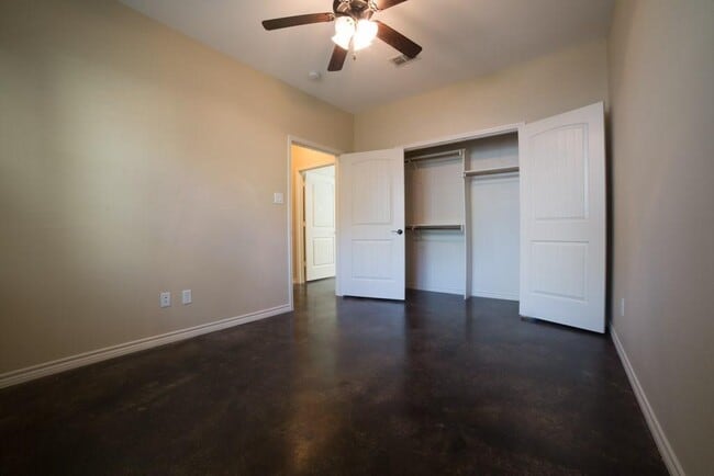 Building Photo - 1216 College #104