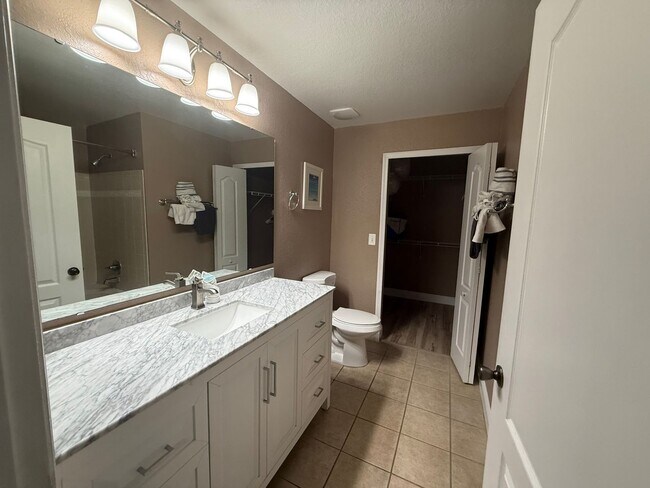 Foto del edificio - 2 bedroom 2 bath for rent lease 3006-102 Bonfire Beach, Kissimmee, 34746