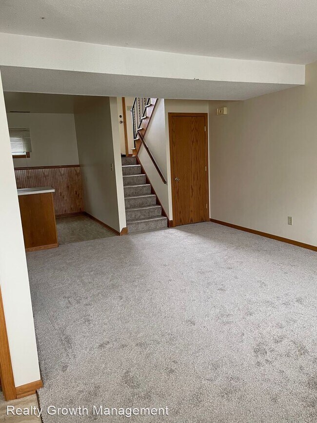 Building Photo - 3 br, 1 bath House - 1894 20th St NW