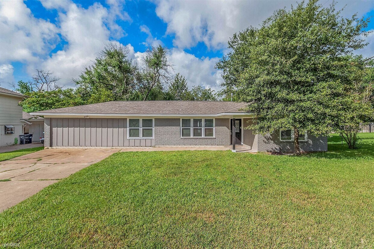 5 br, 4 bath House 700 Lee Ave House for Rent in College Station