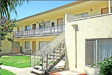 Building Photo - 1808 W Sumac Ln