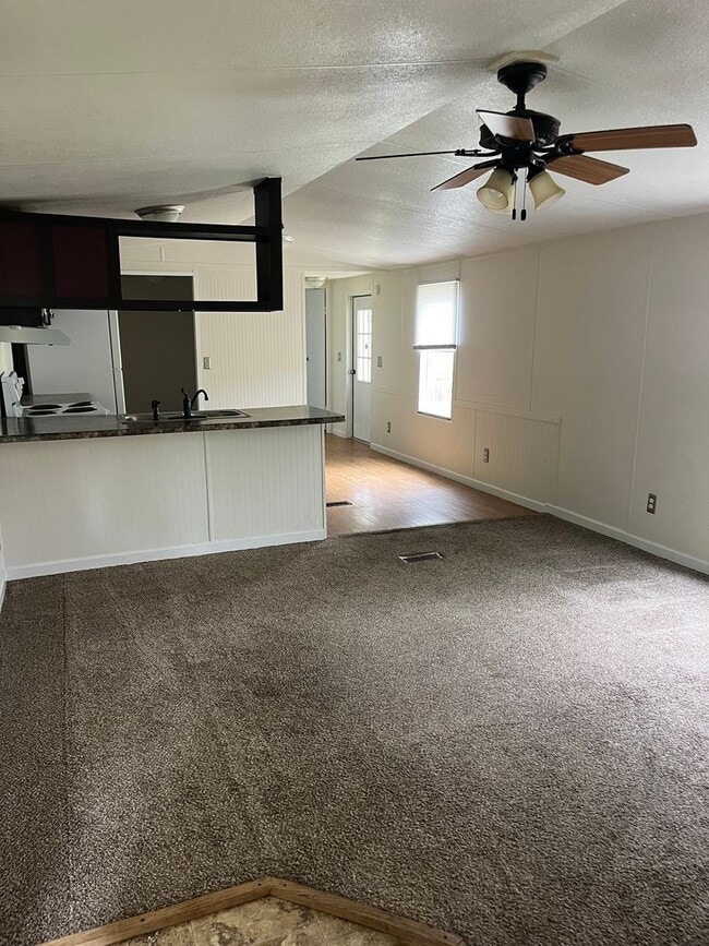 Foto del edificio - Well maintained mobile home