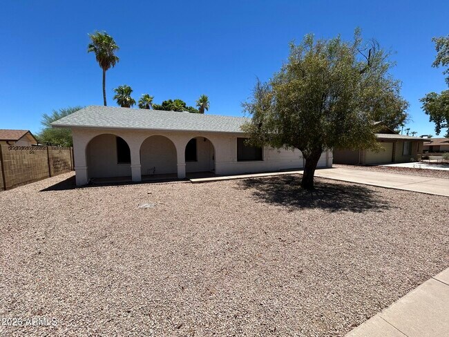 Foto del edificio - 5309 S River Dr
