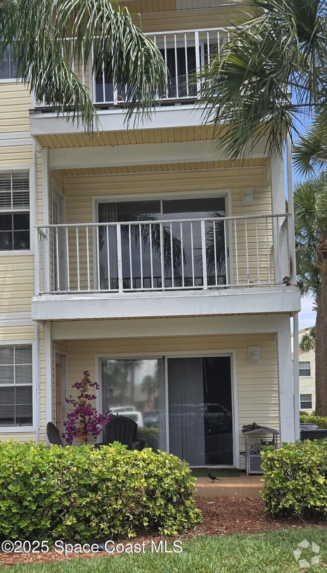 Building Photo - 1801 Island Club Dr