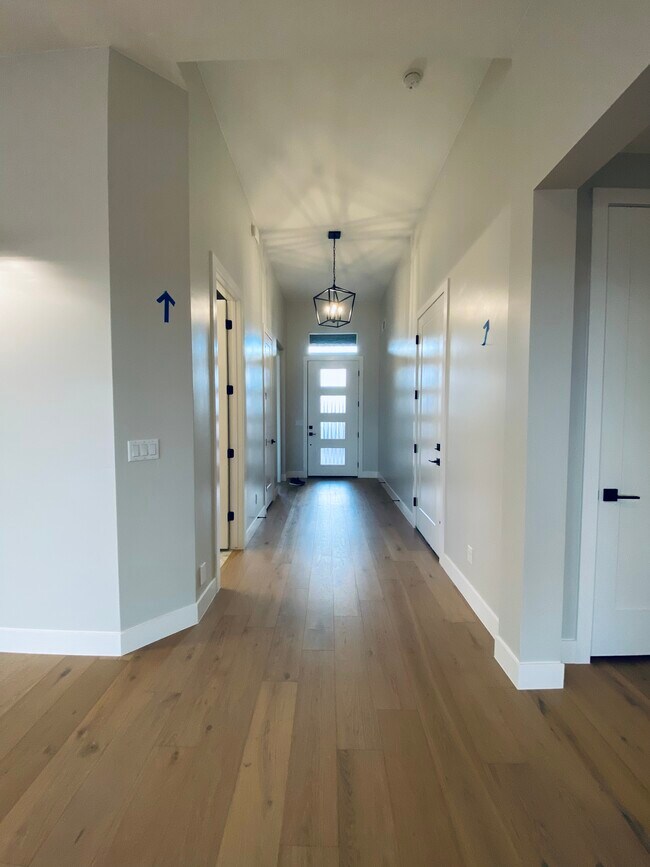 Entry - 3235 South Drifting Dunes Lane