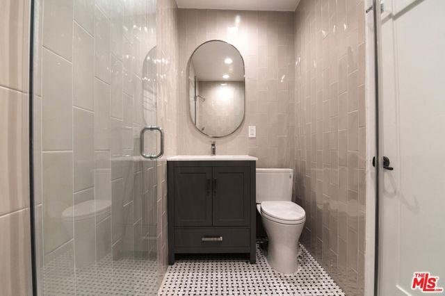 Foto principal - 6329 W 6th St