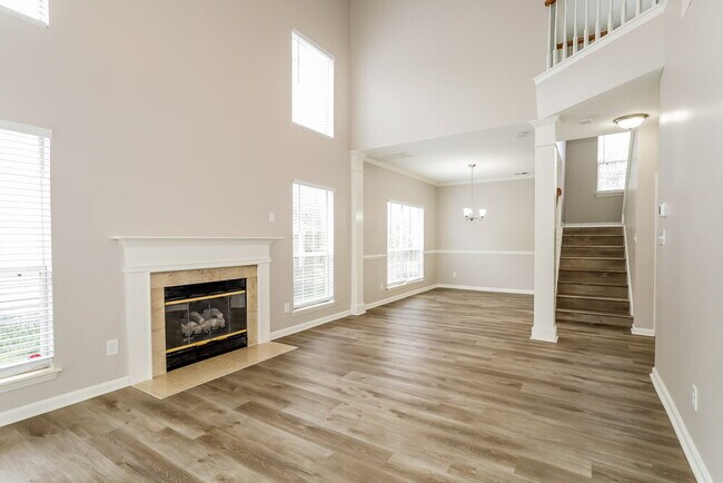 Building Photo - 12113 Cartgate Ln