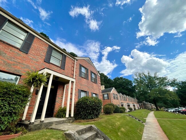 Exterior - 1651 Valley Ave