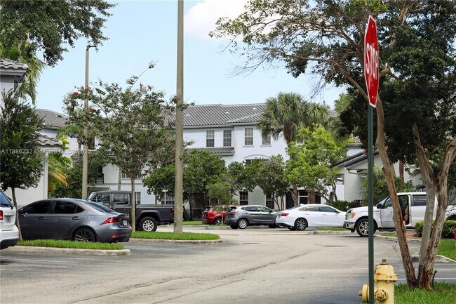 Foto del edificio - 711 SW 148th Ave