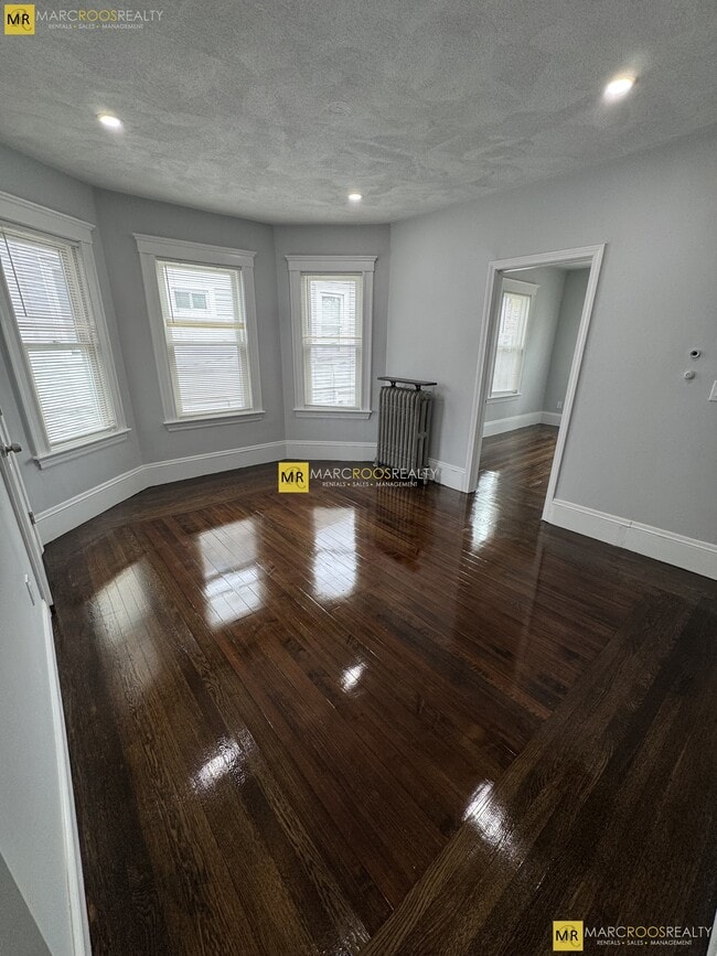 Building Photo - 14-16 Hamilton Rd