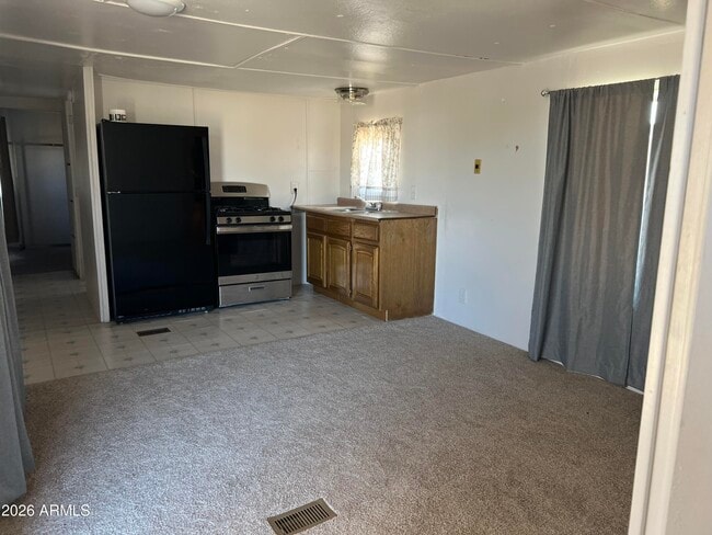 Building Photo - 5818 N Tally Ho Ln