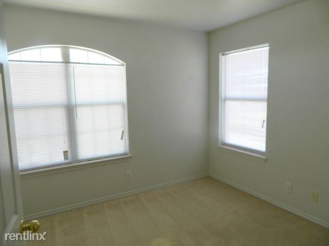 Foto del edificio - 5701 Allstar Ct