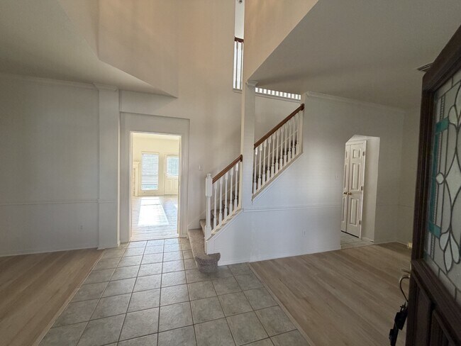 Foto del edificio - 2317 Orleans Ln