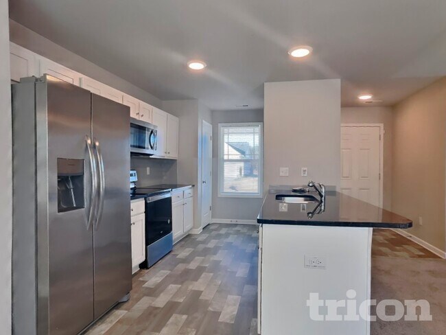 Building Photo - 205 Tractor Pl