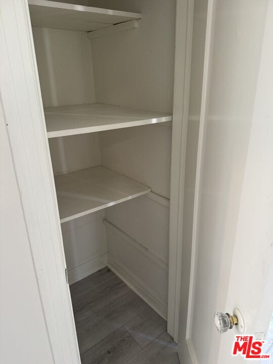 Foto del edificio - 243 N Swall Dr