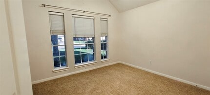 Building Photo - 10203 Ripple Lake Dr