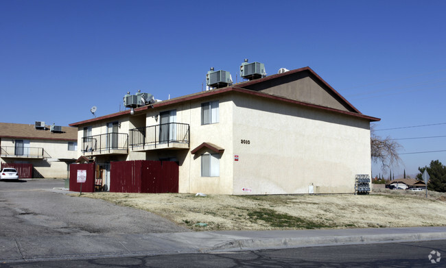 Foto del edificio - Broadway Apartments