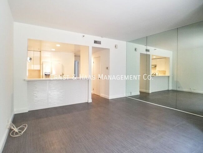 Foto del edificio - 730 W 4th St