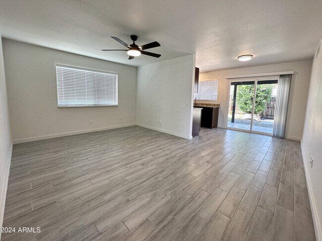 Foto del edificio - 20818 N 31st Ave