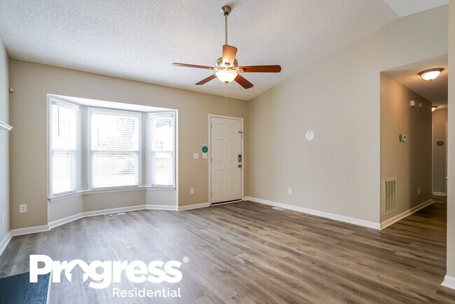 Building Photo - 1109 Ujamaa Dr