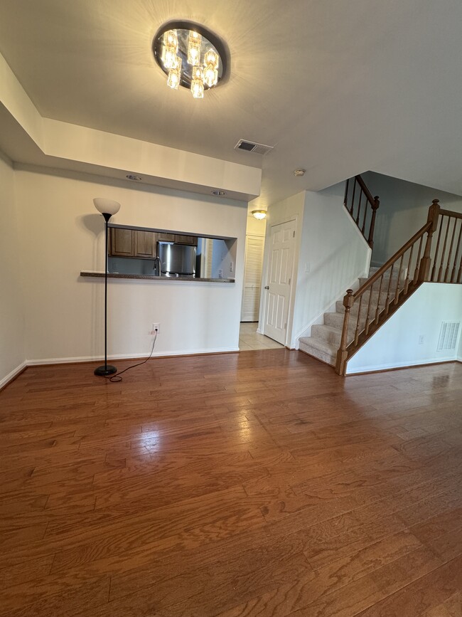 Building Photo - 6091 Netherton St