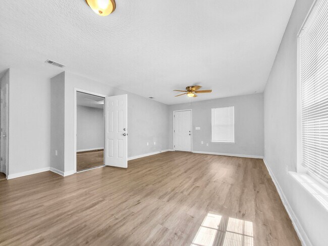 Building Photo - 8674 1st Ave