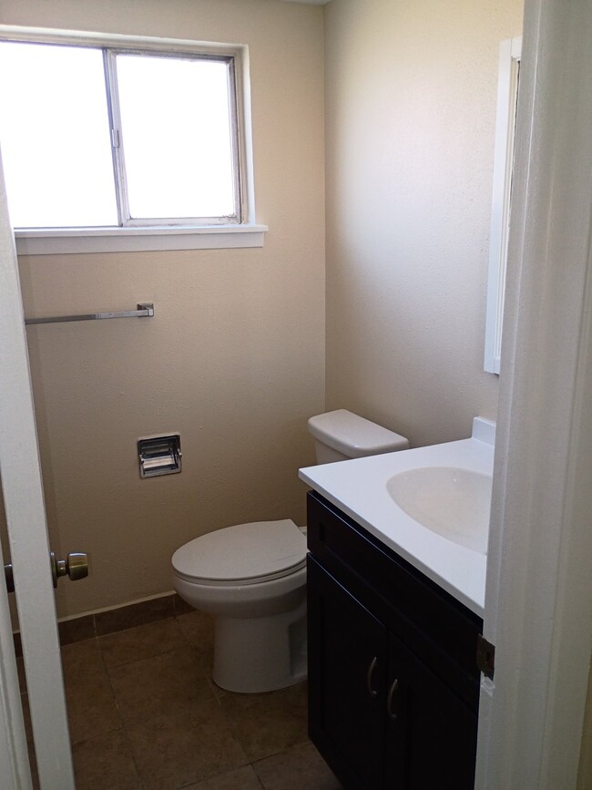 Building Photo - 4175 Krupp Dr