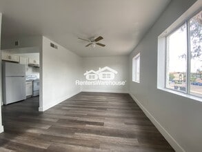 Building Photo - 3136 E Cicero St