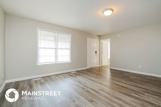 Building Photo - 197 Barewood Dr