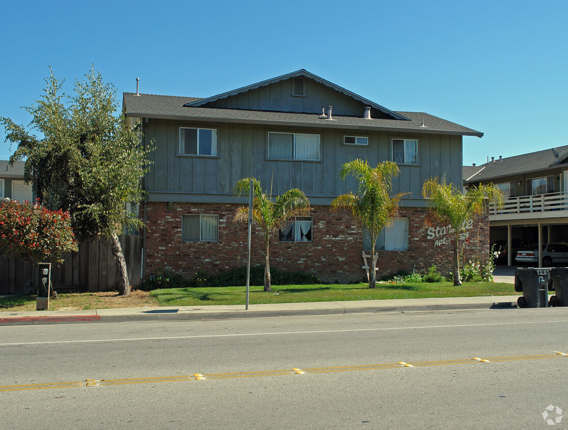 Building Photo - Starlite Apartments