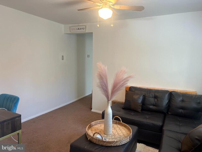 Foto del edificio - 1551 Fairview Ave