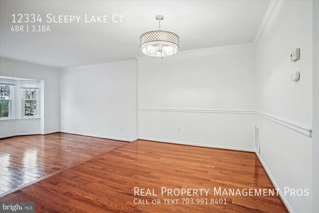 Foto del edificio - 12334 Sleepy Lake Ct