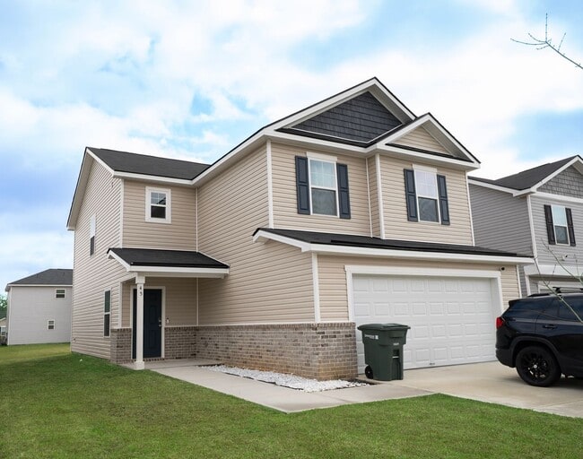 Building Photo - Available Soon!