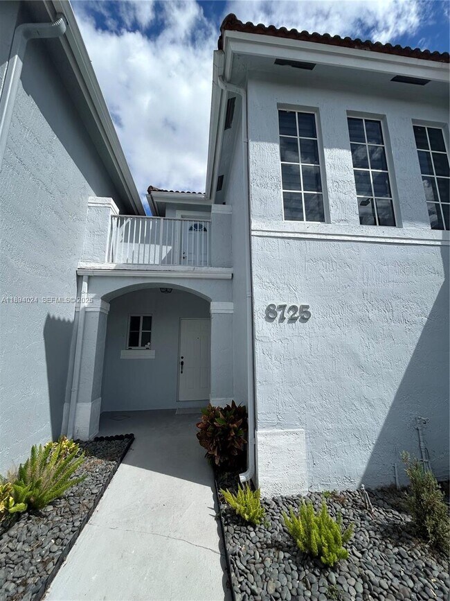 Foto del edificio - 8725 SW 158th Pl