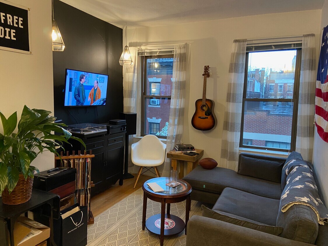 Foto principal - 12 Irving St