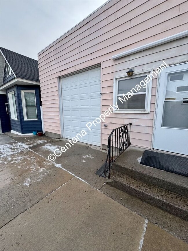 Building Photo - 2 Bedroom 1 bath in heart Butte