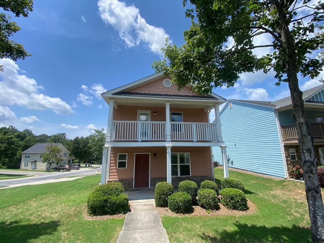 Foto principal - BRIDGEWATER HOME! PRE-LEASING FOR AUGUST 2026!