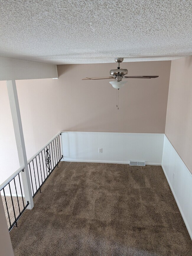 Foto del edificio - 6607 E 128th St