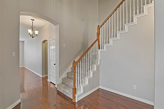 Foto del edificio - 1703 Mapleleaf Falls Dr
