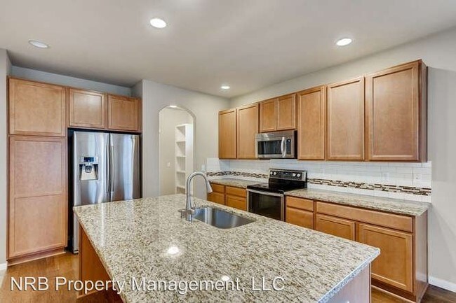 Foto del edificio - 3 br, 2.5 bath House - 9429 S. 235th Pl