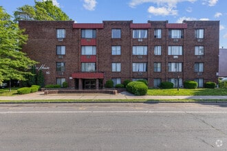 Building Photo - 14 Niles St