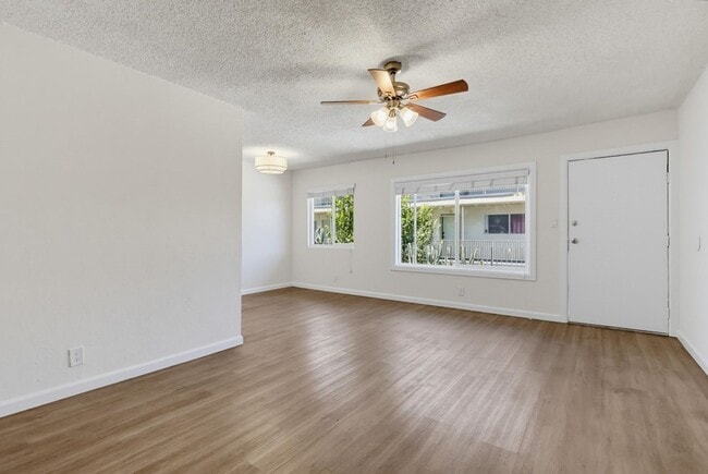 Interior Photo - 6407 10th Ave