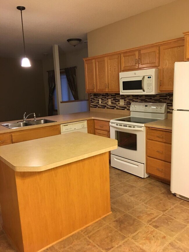 Foto del edificio - 907 45th Ave NE