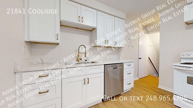 Foto del edificio - 21841 Coolidge-