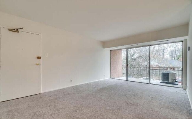 Foto del edificio - 3700 N Rosser St