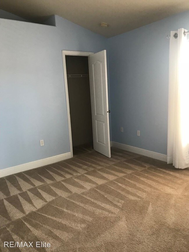 Foto del edificio - 4 br, 2.5 bath House - 1337 Donegal Dr