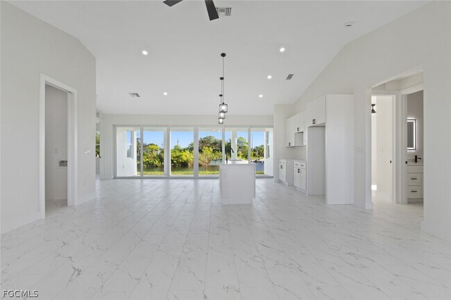 Foto del edificio - 4306 NW 35th St