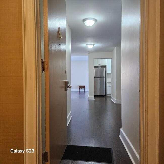 Foto del edificio - 5300 S Shore Dr