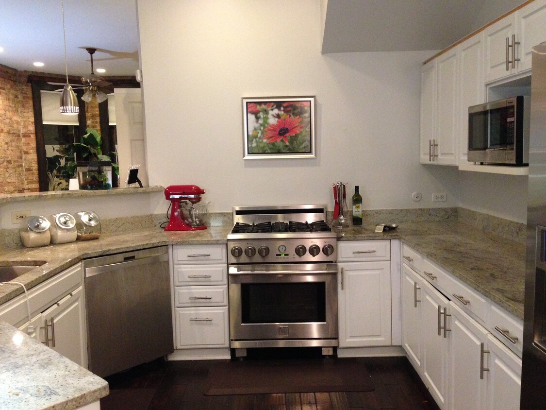 cocina - 1219 N Damen Ave